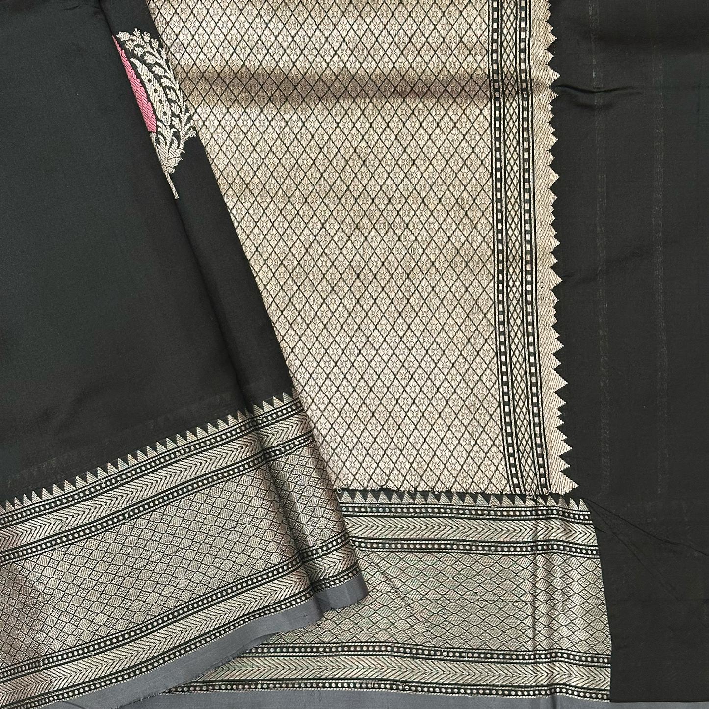 Black Banarasi Silk Saree with Meenakari Buttas & Zari Weave