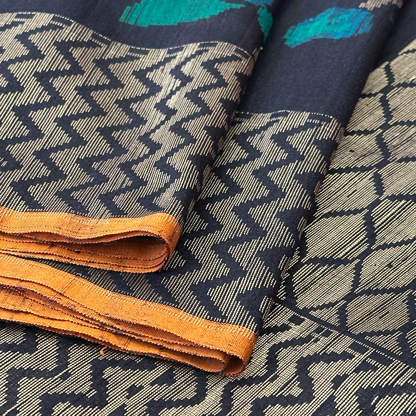 Royal Blue Handloom Banarasi Silk Saree with Floral Designs