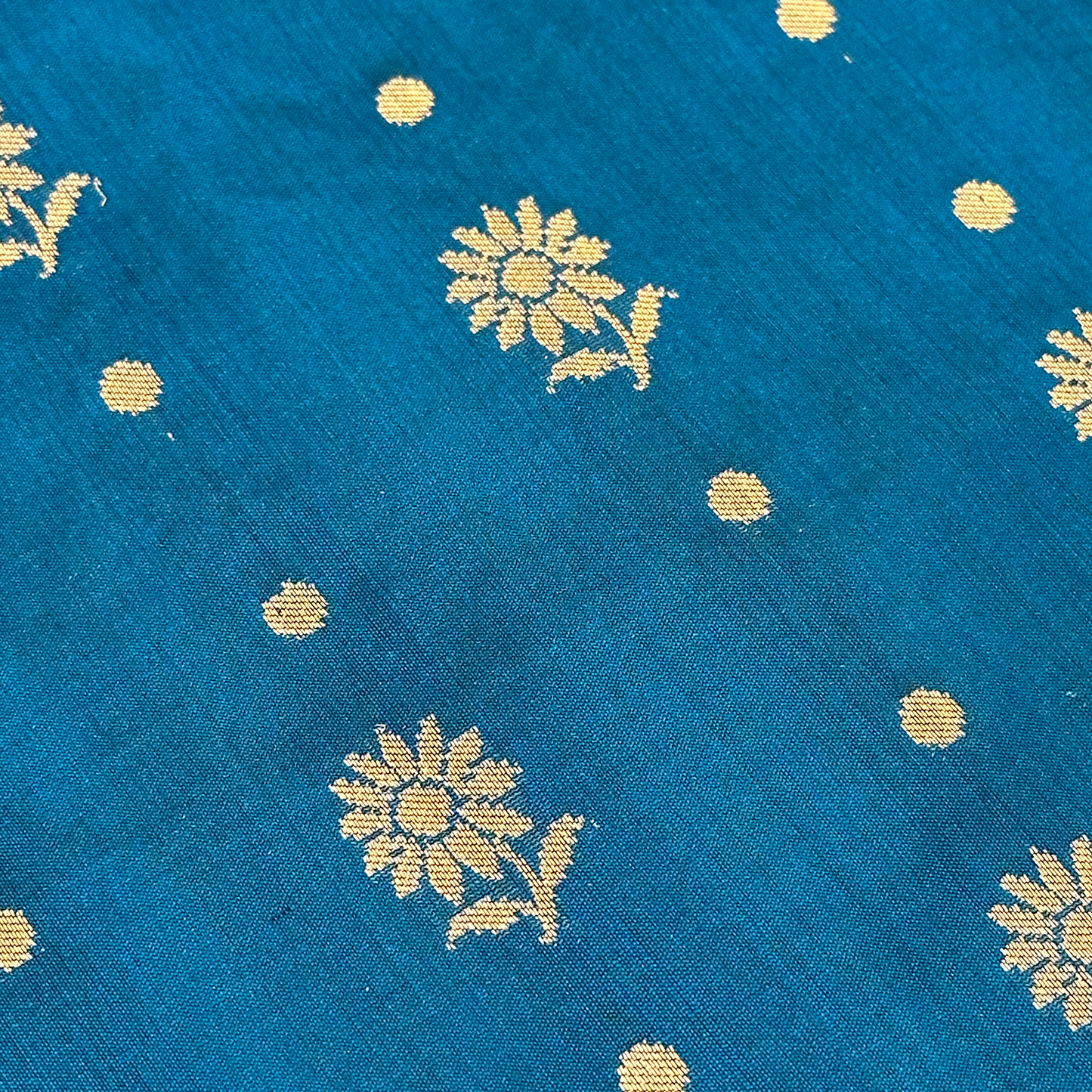 Pure Katan Silk Banarasi Saree in Cobalt Blue – Mughlai Zari Weave