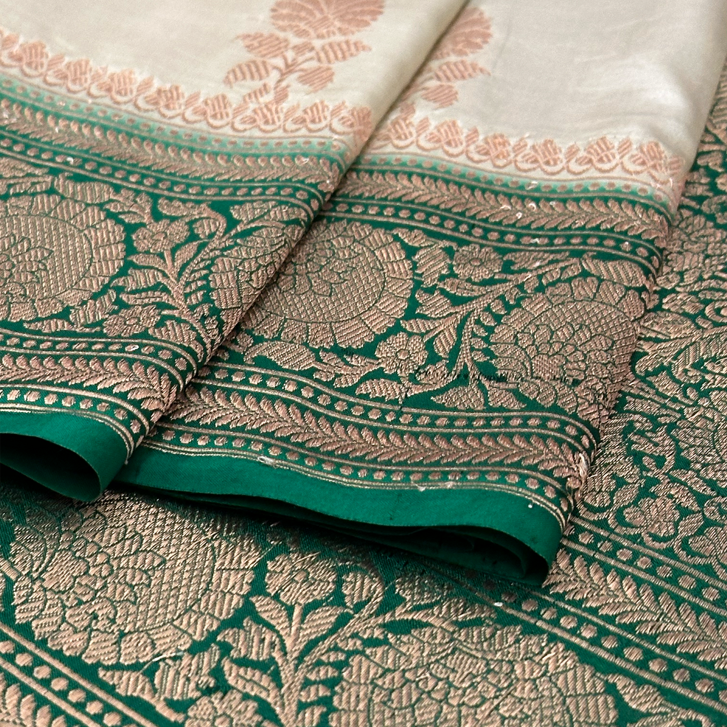 Pista Green Banarasi Pure Silk Saree with Golden Zari Border & Intricate Weave
